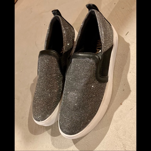 MIA Slip On Shoes - Picture 8 of 10